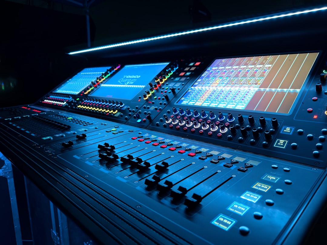 DiGiCo Quantum 338 Audio Mixing Console